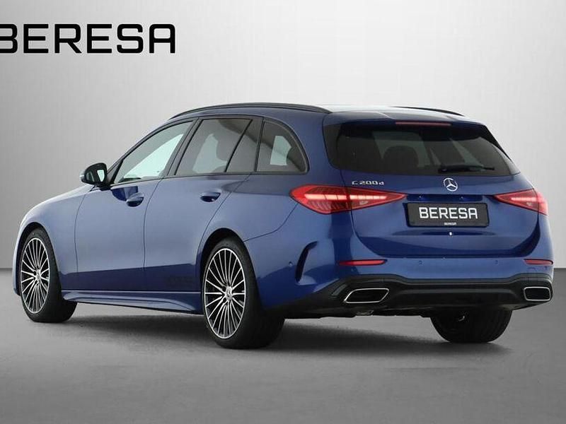Gebraucht Mercedes C200 AMG 163 PS (119 kW) 2025 Spektralblau lack Kombi