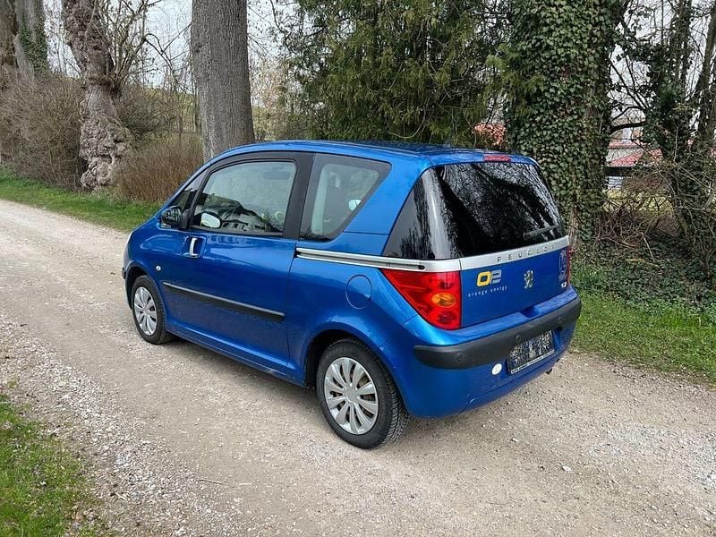 Gebraucht Peugeot 1007 Premium 73 PS (53 kW) 2006 Blau Van / Kleinbus