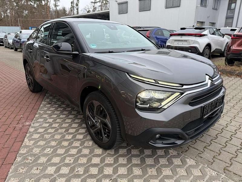 Gebraucht Citroën C4 Feel 131 PS (96 kW) 2023 Platiniumgrau metalliclackie Limousine