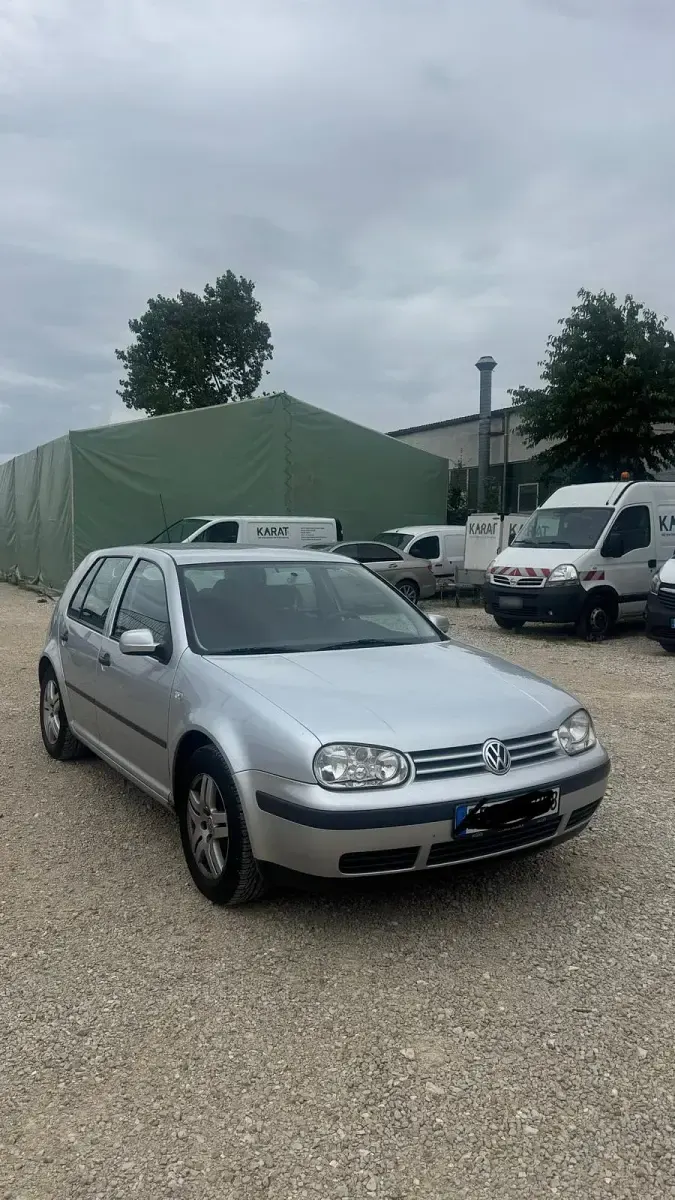 Gebraucht VW Golf IV 105 PS (77 kW) 2003 Silber Limousine