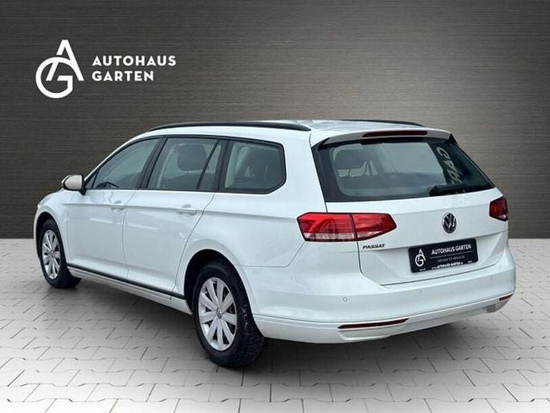 Gebraucht VW Passat Trendline 200 PS (147 kW) 2018 Weiß Kombi
