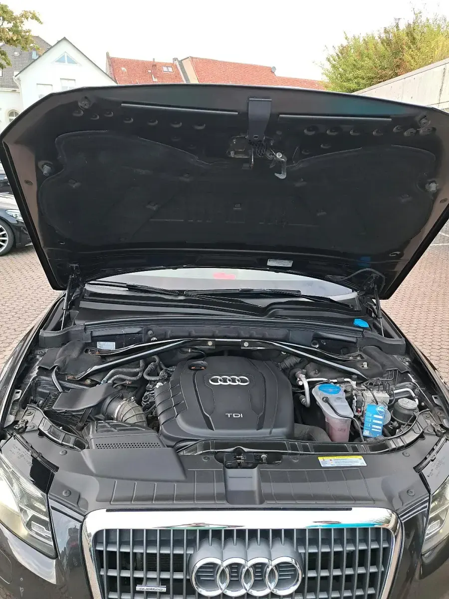 Gebraucht Audi Q5 163 PS (119 kW) 2011 Schwarz SUV