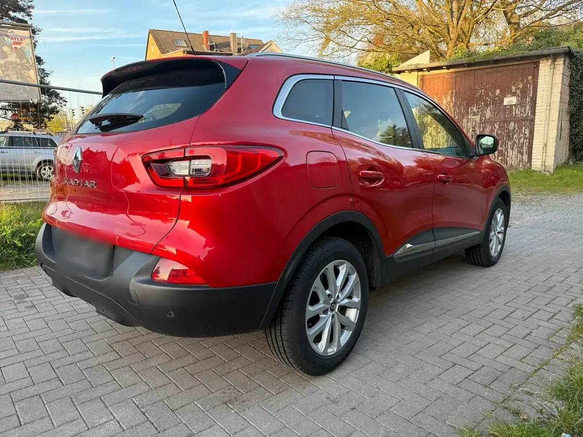 Gebraucht Renault Kadjar 132 PS (97 kW) 2018 Rot SUV