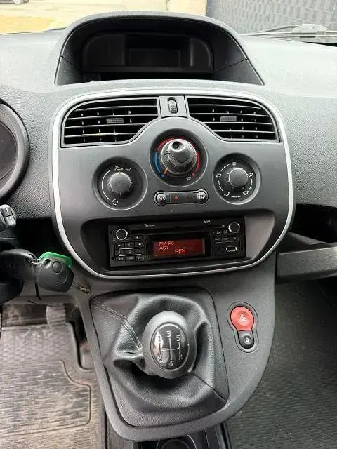 Gebraucht Renault Kangoo 75 PS (55 kW) 2017 Weiß Van / Kleinbus