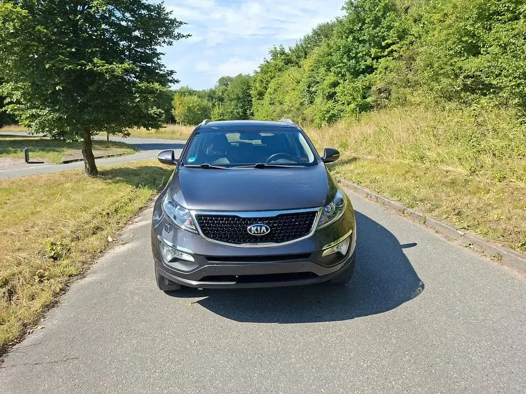 Gebraucht Kia Sportage Spirit 135 PS (99 kW) 2015 Grau SUV
