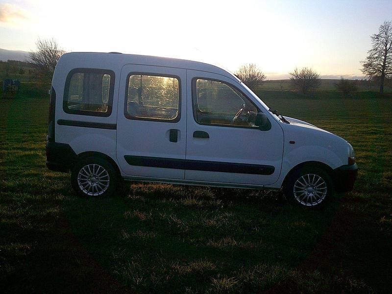 Gebraucht Renault Kangoo Liberty 58 PS (42 kW) 2003 Weiß Van / Kleinbus