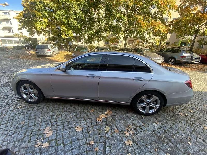 Gebraucht Mercedes E350 Avantgarde 258 PS (189 kW) 2017 Silber Limousine
