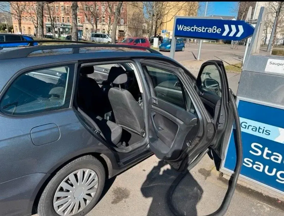 Gebraucht VW Golf VI 105 PS (77 kW) 2009 Grau Kleinwagen