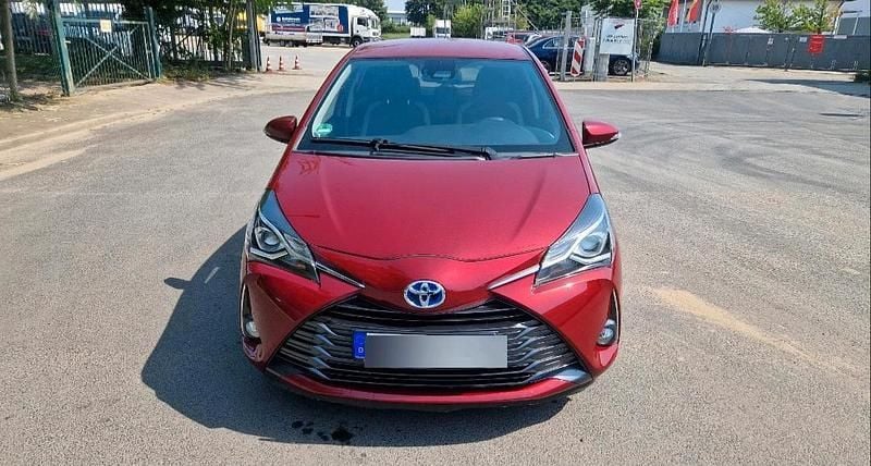 Gebraucht 2019 Toyota Yaris Hybrid Kleinwagen | 14.500 € (Guter Preis) - Bild 1/4