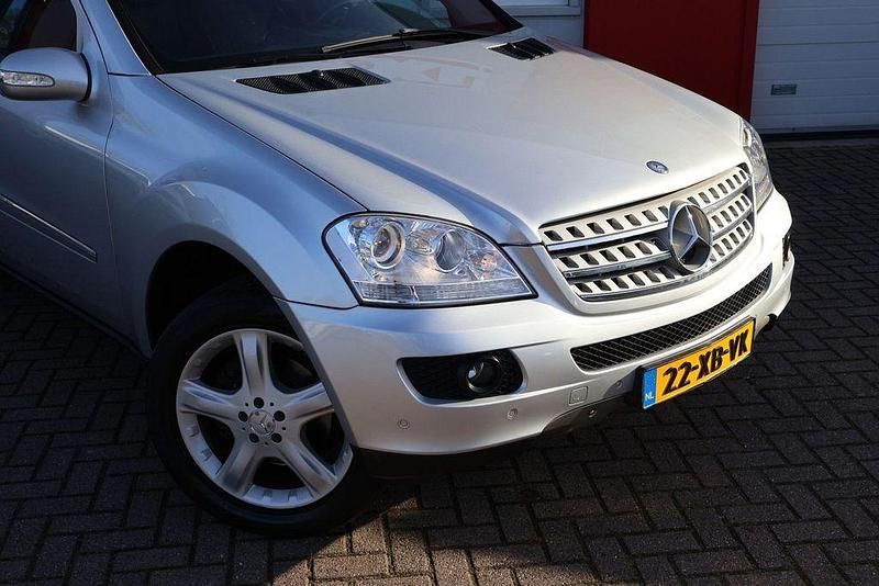 Gebraucht Mercedes ML280 190 PS (139 kW) 2007 Grau SUV
