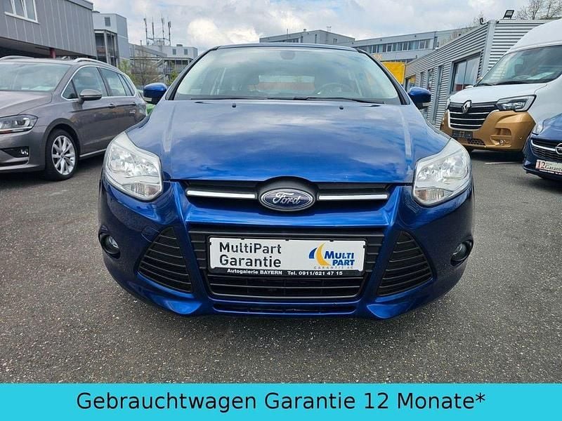 Usata Ford Focus 125 CV (91 kW) 2013 Blu Berlina