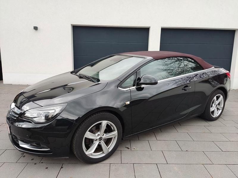 Gebraucht Opel Cascada Innovation 170 PS (125 kW) 2015 Schwarz Cabrio