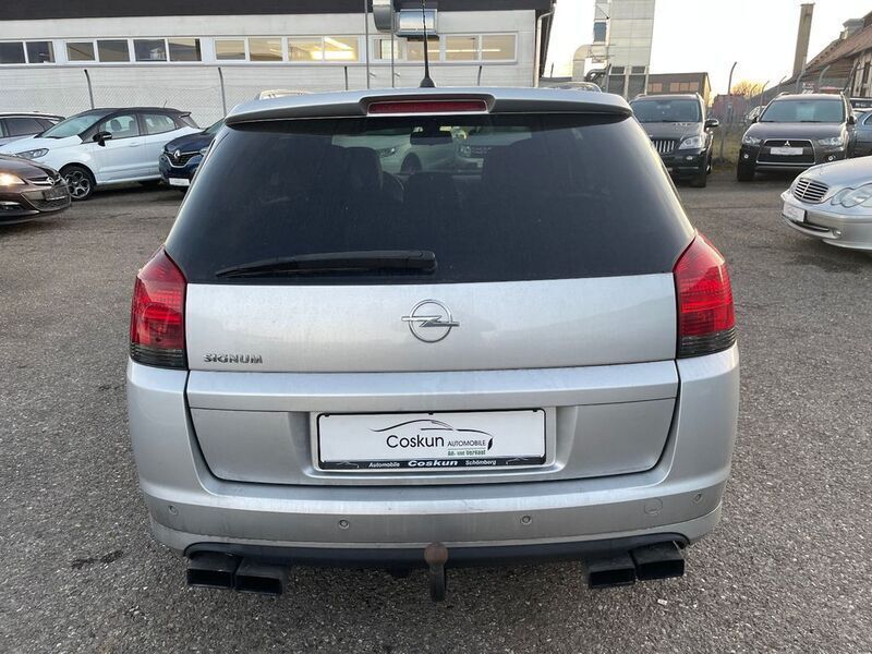 Gebraucht Opel Signum 184 PS (135 kW) 2008 Silber Kleinwagen
