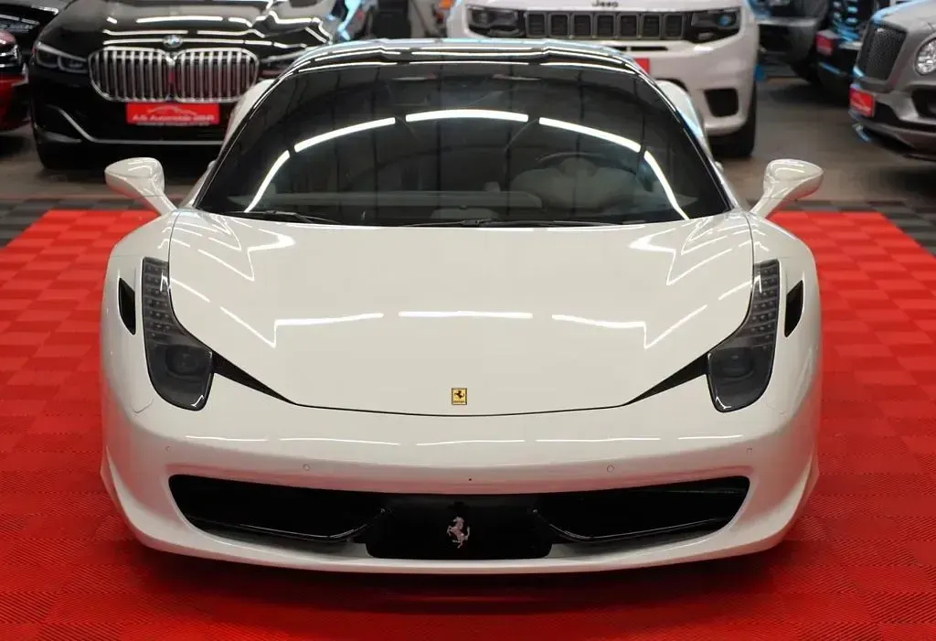 Gebraucht Ferrari 458 566 PS (416 kW) 2011 Weiß Coupé