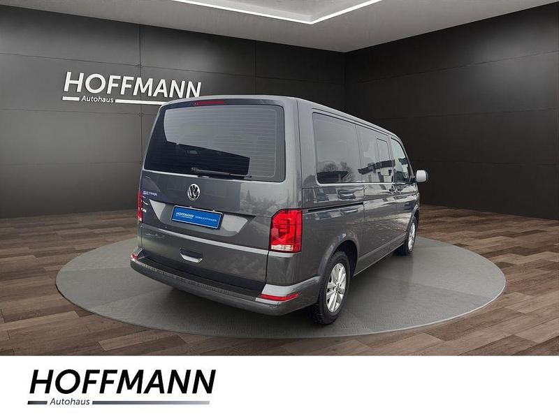 Gebraucht VW Multivan Trendline 150 PS (110 kW) 2021 Grau Van