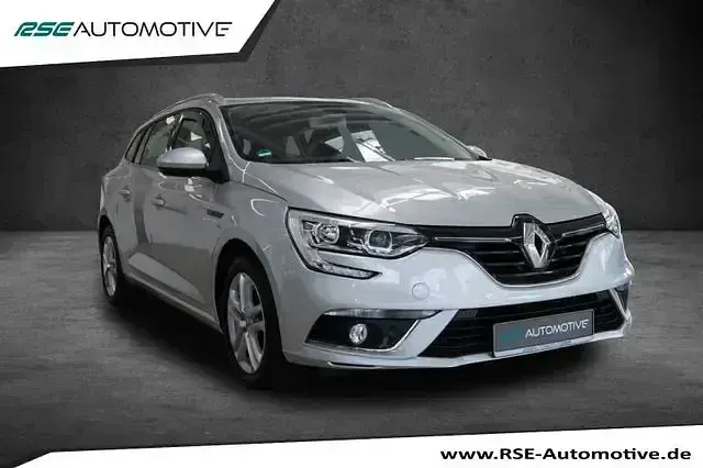 Gebraucht Renault Mégane IV Business 116 PS (85 kW) 2020 Silber Limousine