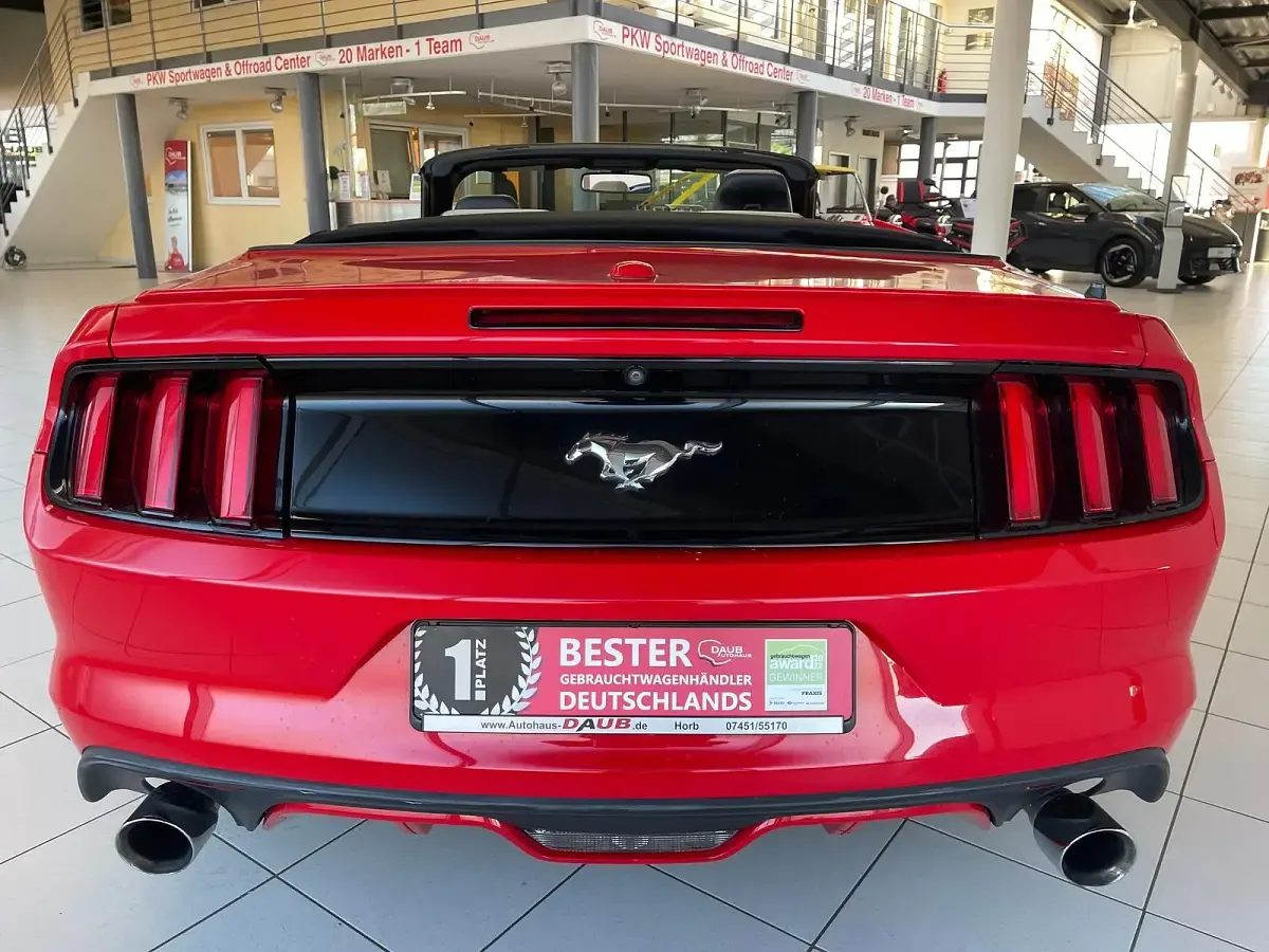 Gebraucht Ford Mustang Convertible 314 PS (230 kW) 2017 Rot Cabrio