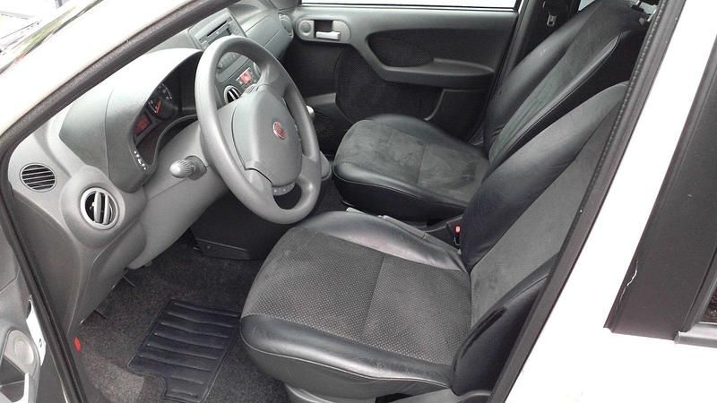 Gebraucht Fiat Panda 60 PS (44 kW) 2009 Weiß Kleinwagen