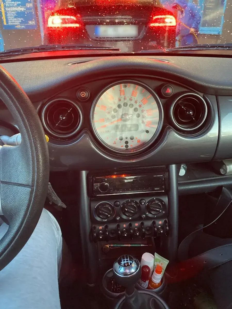 Gebraucht Mini ONE 98 PS (72 kW) 2005 Schwarz Kleinwagen