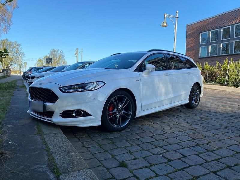 Gebraucht Ford Mondeo ST-Line 165 PS (121 kW) 2018 Weiß Kombi
