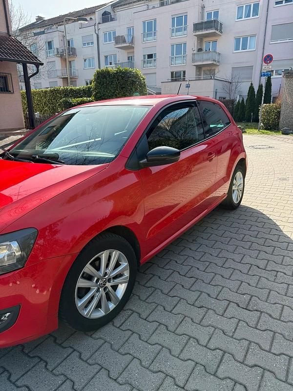 Gebraucht VW Polo 85 PS (62 kW) 2012 Rot Kleinwagen