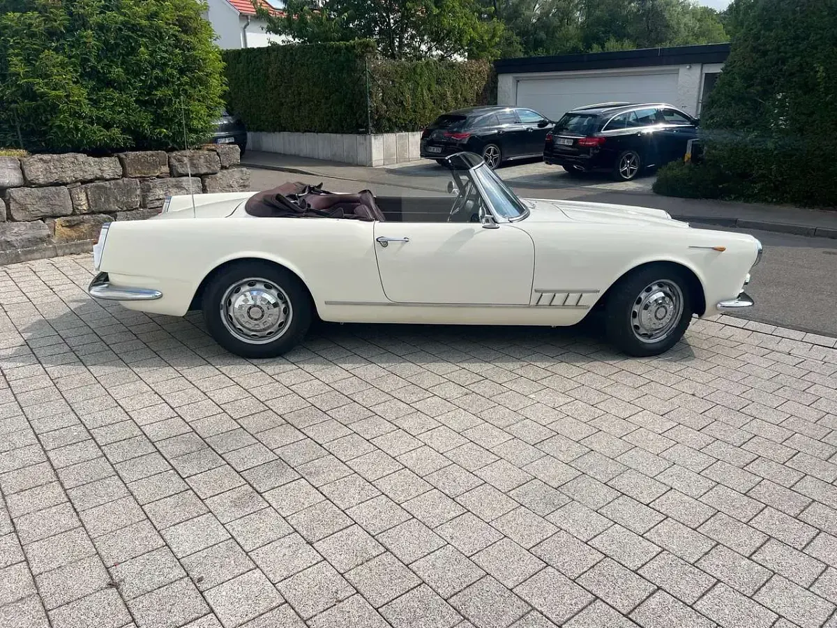 Gebraucht Alfa Romeo 2000 111 PS (81 kW) 1959 Other Cabrio