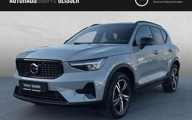 Gebraucht Volvo XC40 Plus 163 PS (119 kW) 2024 Grau SUV