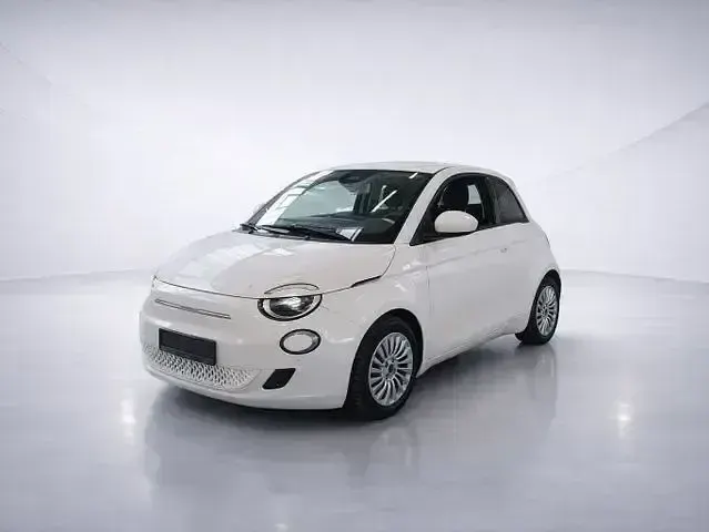 Gebraucht Fiat 500e 69 kW (95 PS) 2023 Colore esterno (arktis weiß) Limousine