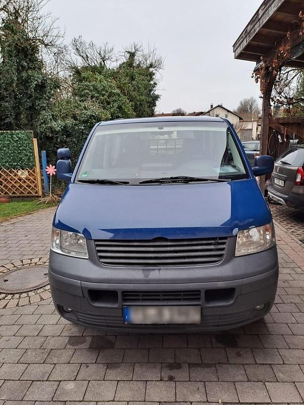 Gebraucht VW T5 131 PS (96 kW) 2006 Blau Van