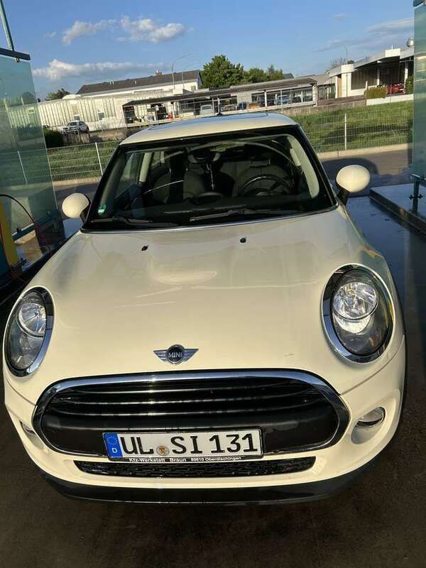 Weiß Gebraucht 2016 Mini ONE Kleinwagen | 9.500 € (Guter Preis) - Bild 1/4
