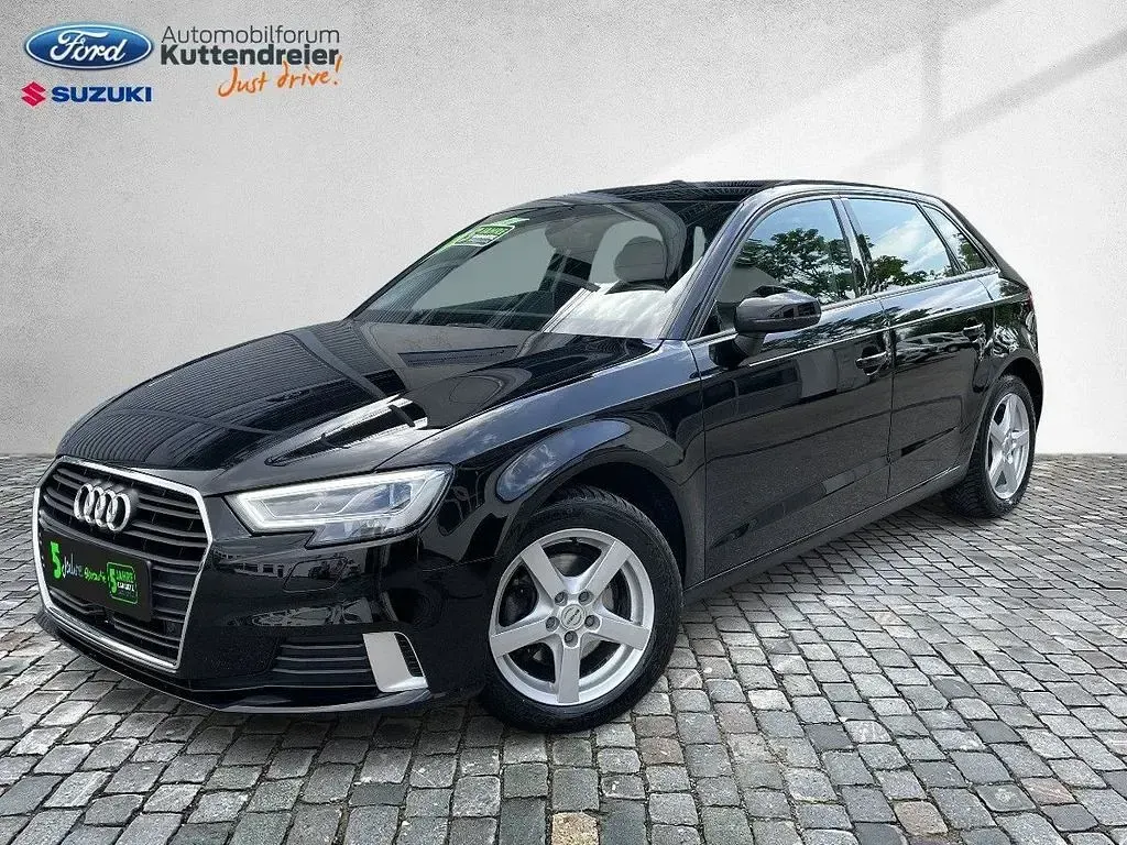 Gebraucht Audi A3 Sport 150 PS (110 kW) 2018 Schwarz Limousine