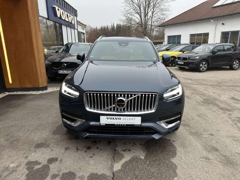 Second-hand Volvo XC90 Ultimate 235 CP (172 kW) 2023 Albastru SUV