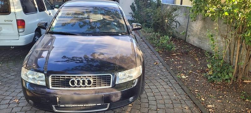 Gebraucht 2002 Audi A4 Limousine | 1.000 € (Superpreis) - Bild 1/4