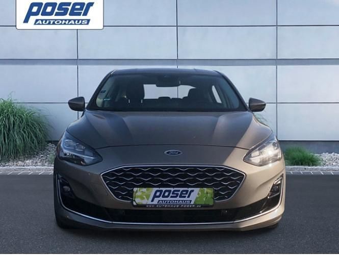 Gebraucht Ford Focus Vignale 120 PS (88 kW) 2019 Silber Limousine