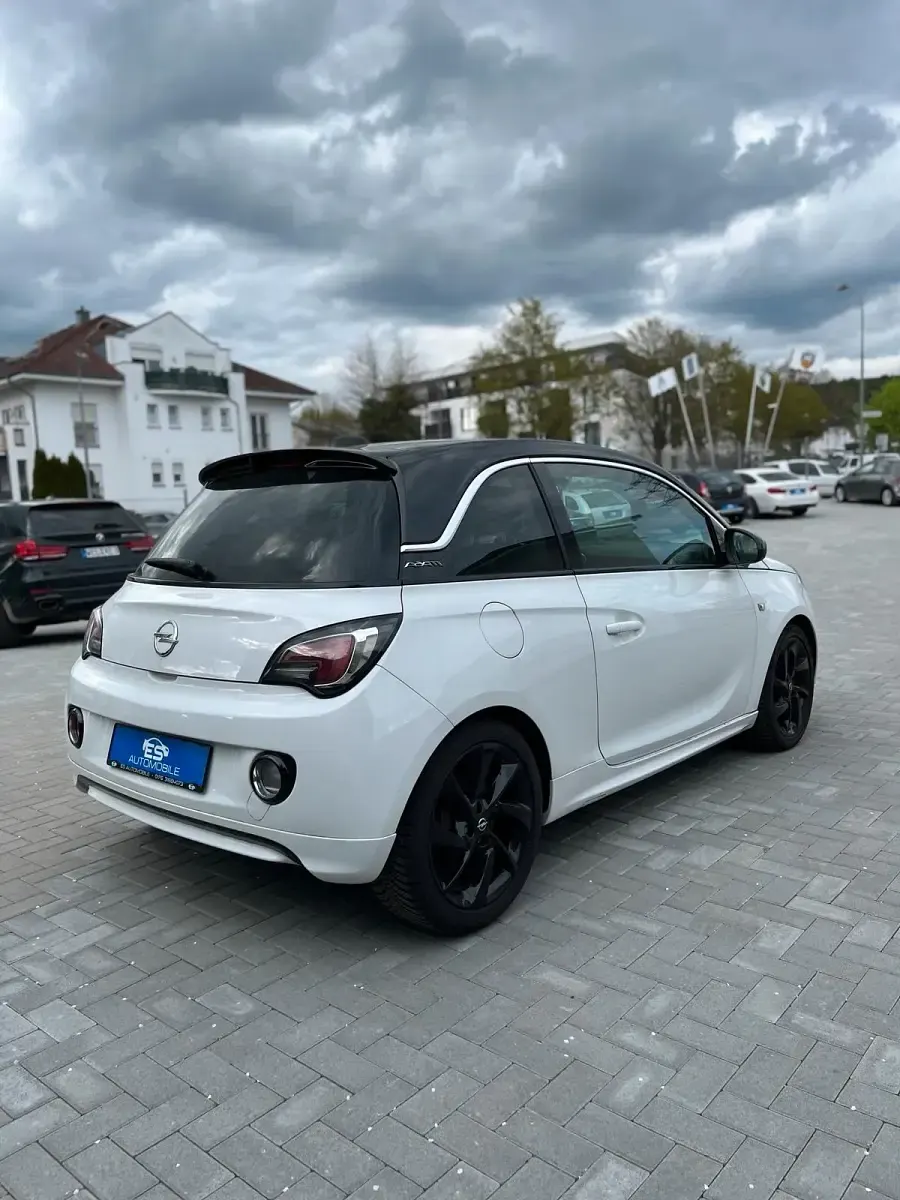 Gebraucht Opel Adam Sport 116 PS (85 kW) 2017 Weiß Kleinwagen
