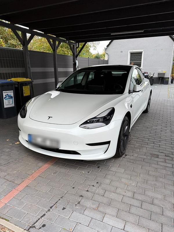 Gebraucht Tesla Model 3 239 kW (325 PS) 2020 Weiß Limousine