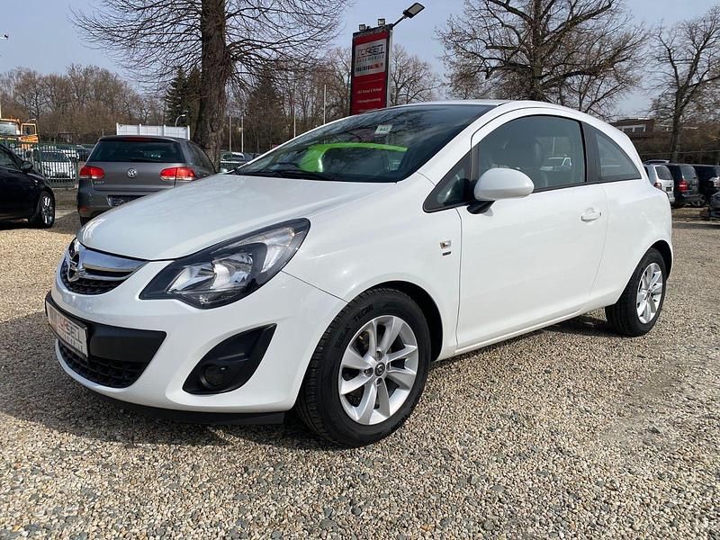 Gebraucht Opel Corsa Energy 69 PS (50 kW) 2014 Weiß Kleinwagen
