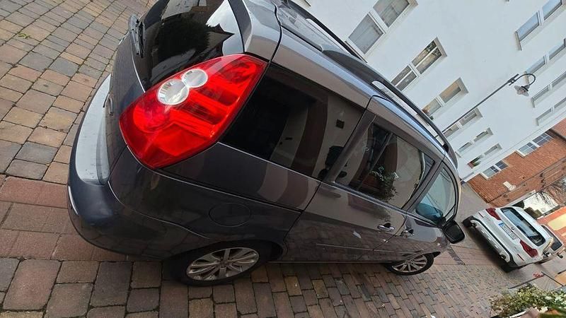 Gebraucht Mazda 5 116 PS (85 kW) 2007 Grau Van / Kleinbus