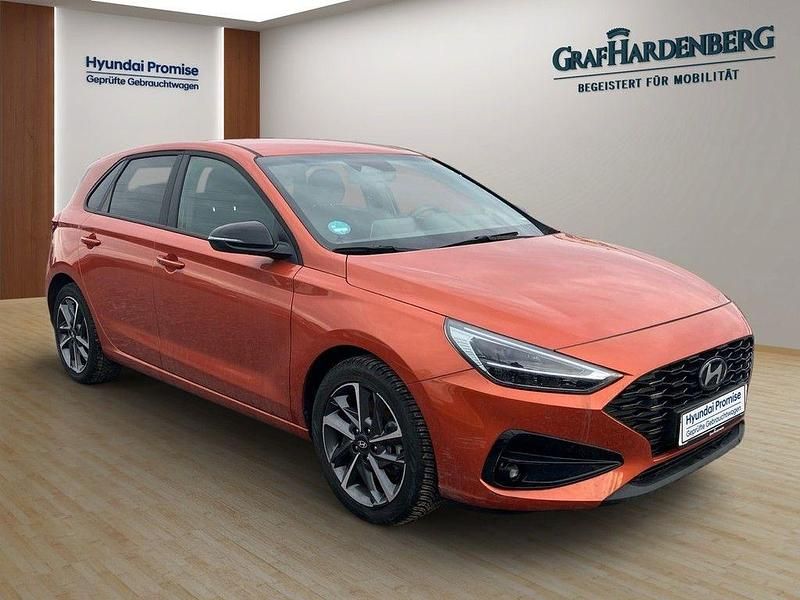 Gebraucht Hyundai i30 Advantage 101 PS (74 kW) 2024 Orange Limousine