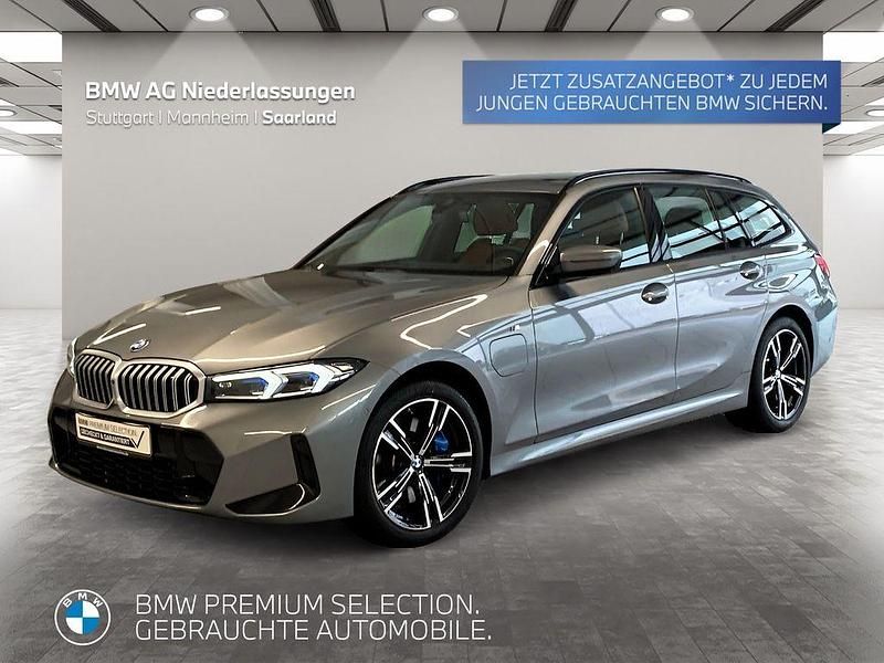 Grau Gebraucht 2024 BMW 330e M Sport Kombi | 50.770 € (Teuer) - Bild 1/3