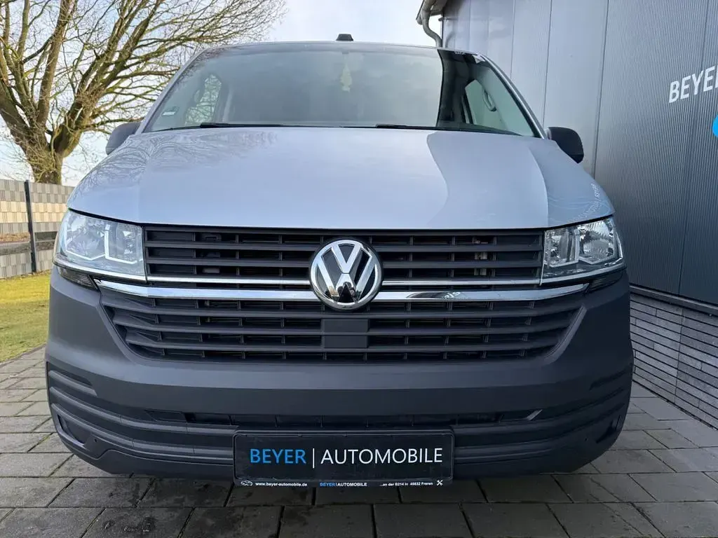 Second-hand VW Transporter 150 CP (110 kW) 2021 Argintiu Van