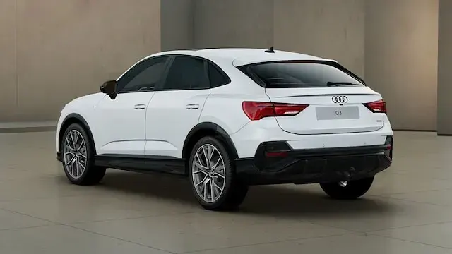 Gebraucht Audi Q3 Sportback S-Line 245 PS (180 kW) 2025 Gletscherweiß metallic SUV