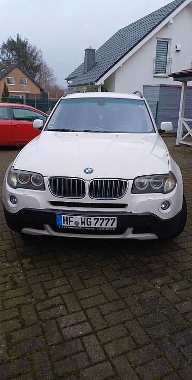 Weiß Gebraucht 2009 BMW X3 SUV | 5.500 € (Fairer Preis) - Bild 1/4