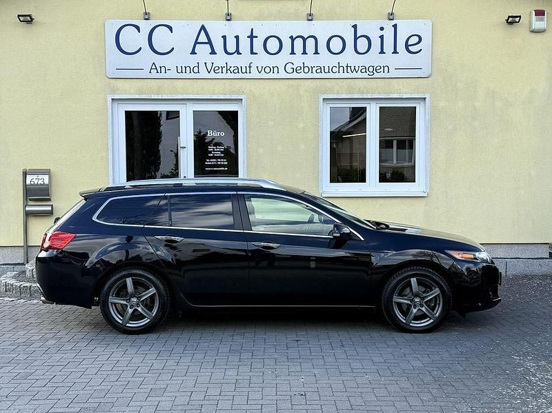 Gebraucht Honda Accord Elegance 156 PS (114 kW) 2011 Schwarz Kombi