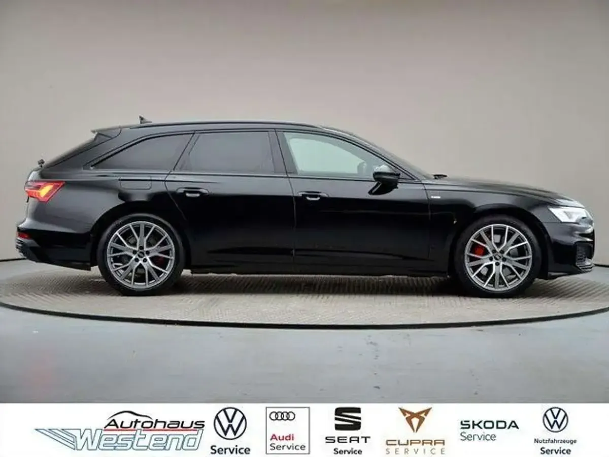 Gebraucht Audi A6 Sport 367 PS (269 kW) 2022 Mythosschwarz Kombi