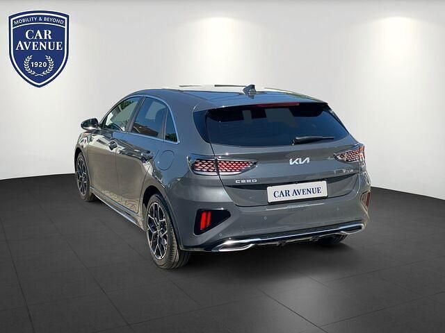 Neu Kia Ceed GT-Line 140 PS (102 kW) 2025 Grau (pentametal metallic (grau)) Kleinwagen