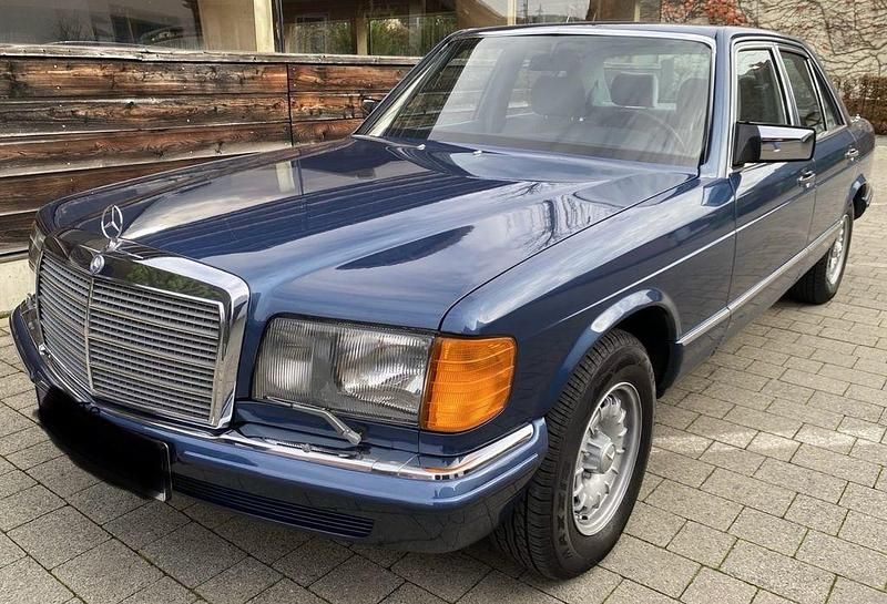 Blau Gebraucht 1980 Mercedes 380 Limousine | 26.500 € - Bild 1/4