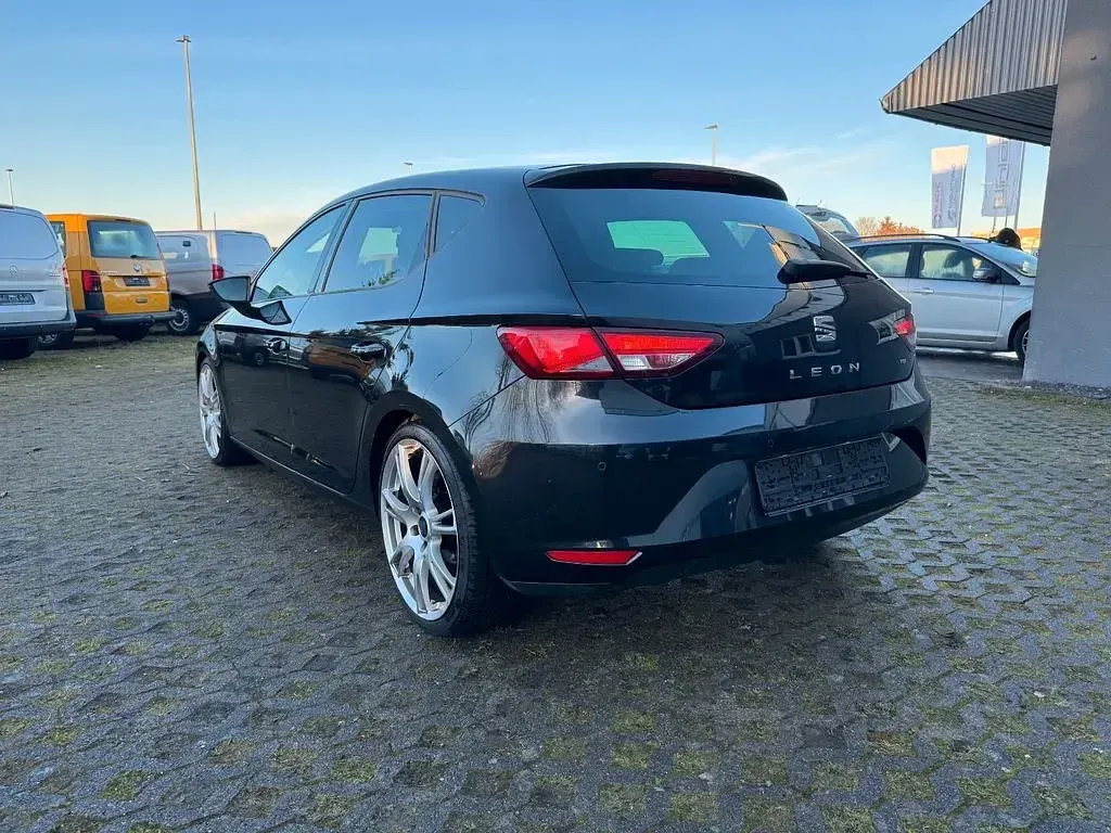 Gebraucht Seat Leon 105 PS (77 kW) 2013 Schwarz Limousine