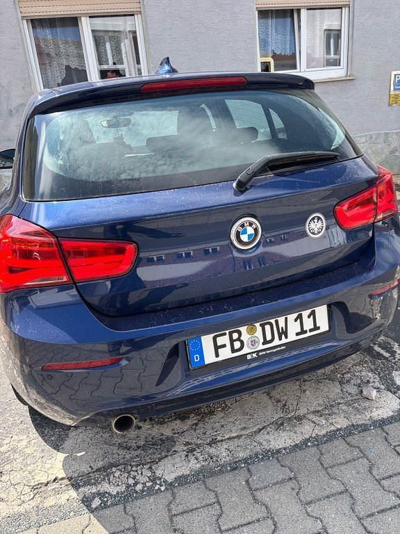 Blau Gebraucht 2019 BMW 116 Advantage Kleinwagen | 12.800 € (Guter Preis) - Bild 1/3