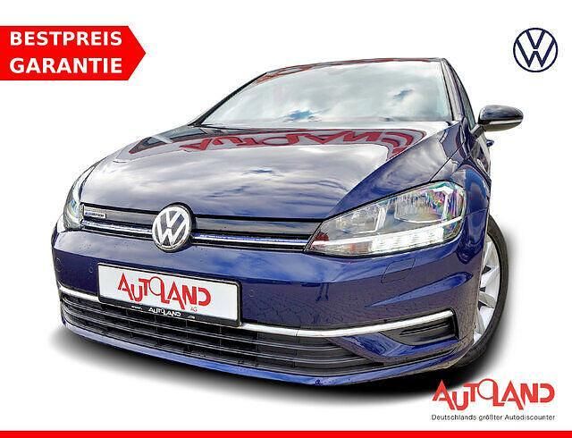 Atlantik blue metallic (metallic) Gebraucht 2019 VW Golf VII IQ Drive Limousine | 17.950 € (Fairer Preis) - Bild 1/4